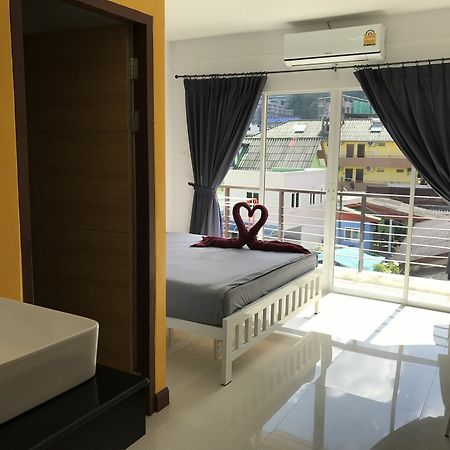 Bedbox Guesthouse And Hostel Patong 외부 사진