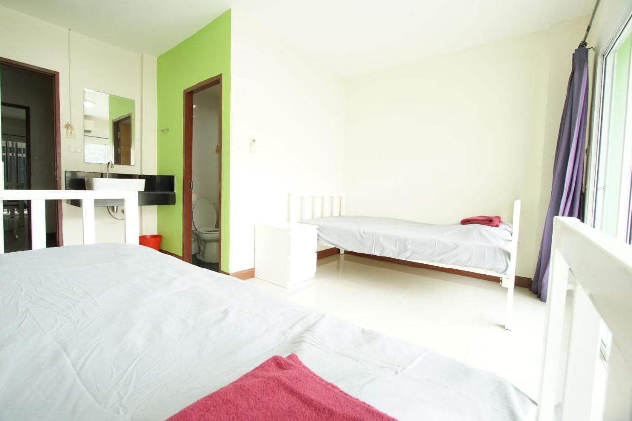 Bedbox Guesthouse And Hostel Patong 외부 사진
