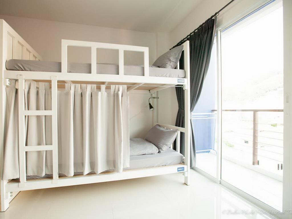 Bedbox Guesthouse And Hostel Patong 외부 사진