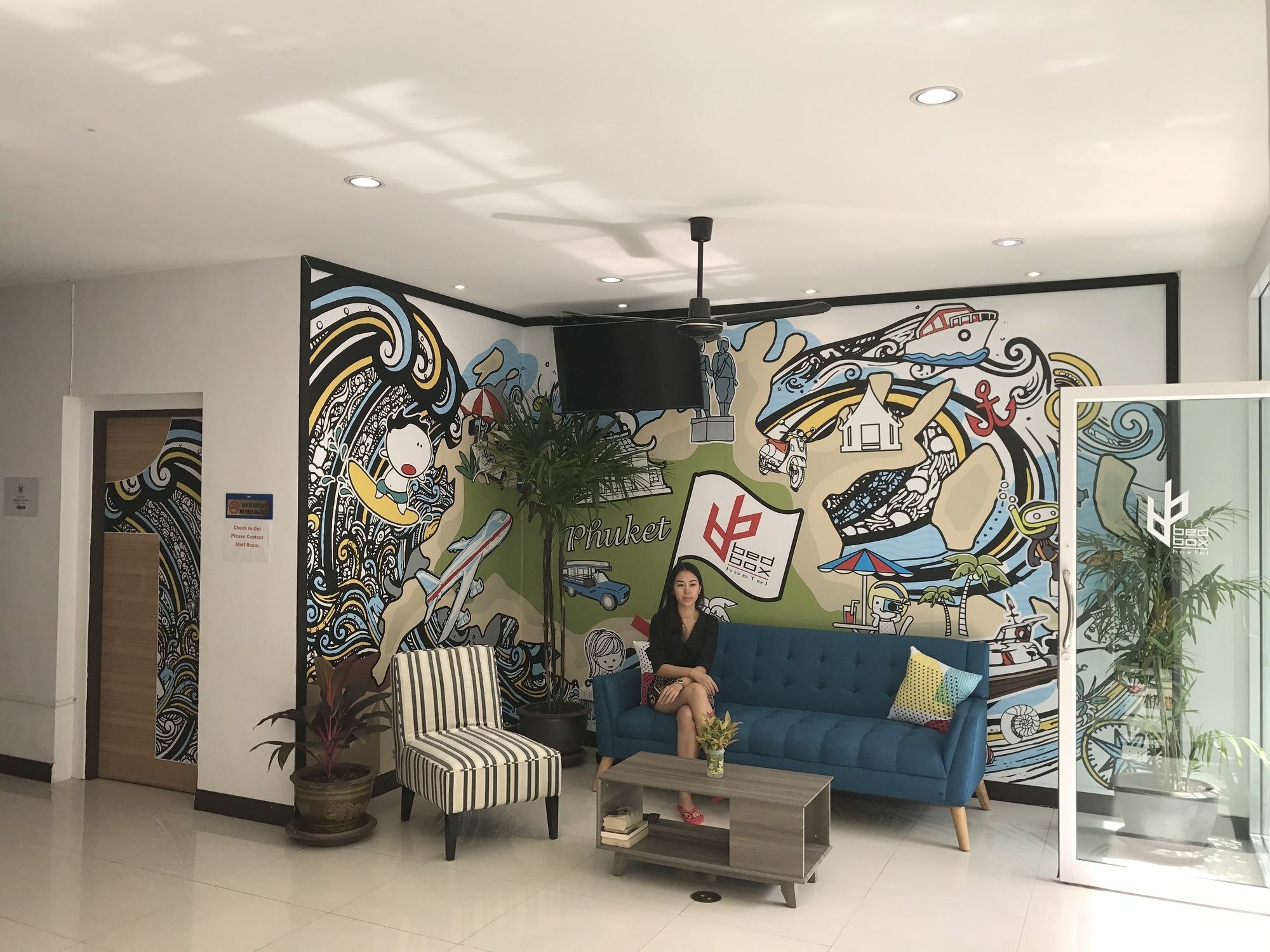 Bedbox Guesthouse And Hostel Patong 외부 사진